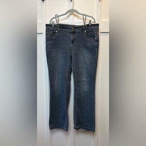 Roz and Ali Womens Size 16 Low Rise Denim Straight Leg Jeans Plus Bling Pockets